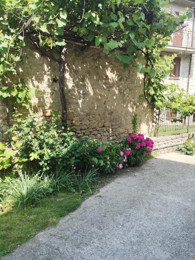 Villa La Pomella à Ponte Nizza Extérieur photo