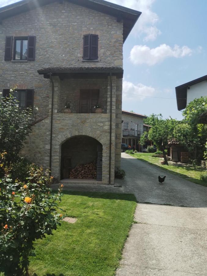Villa La Pomella à Ponte Nizza Extérieur photo