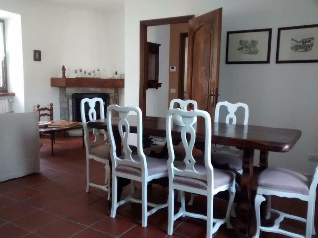 Villa La Pomella à Ponte Nizza Extérieur photo